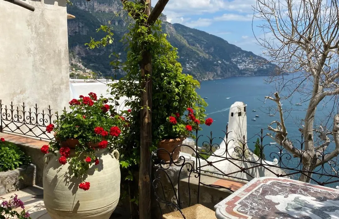 Villa Paradiso-1